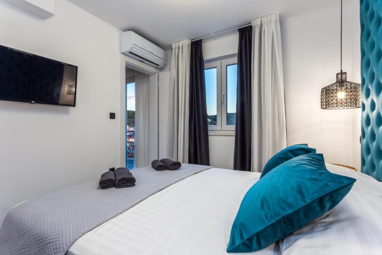 Villa Capitis In The Center Hvar Town Luaran gambar