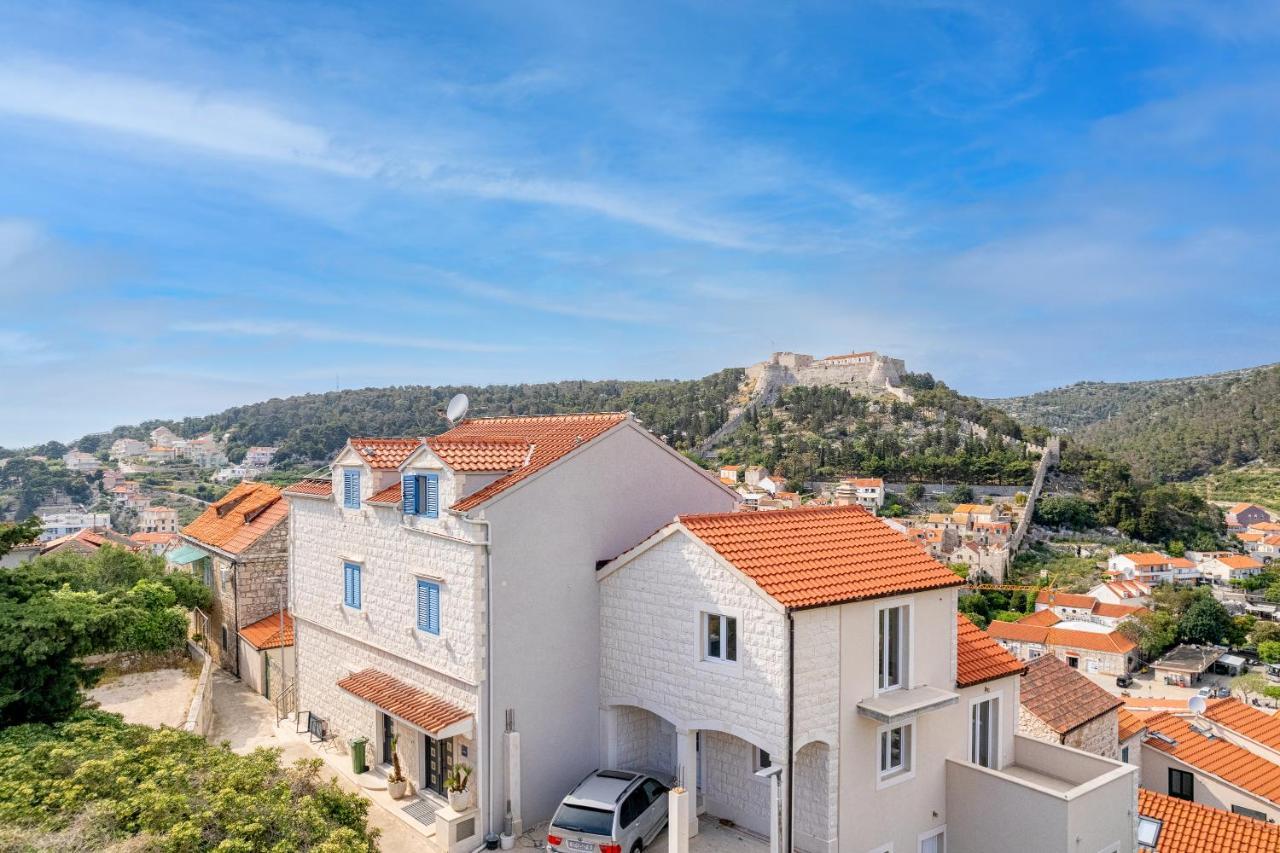 Villa Capitis In The Center Hvar Town Luaran gambar