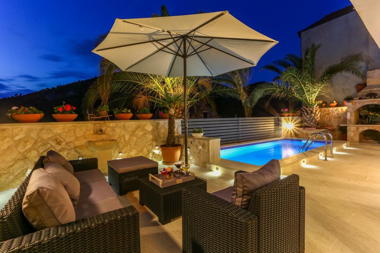 Villa Capitis In The Center Hvar Town Luaran gambar