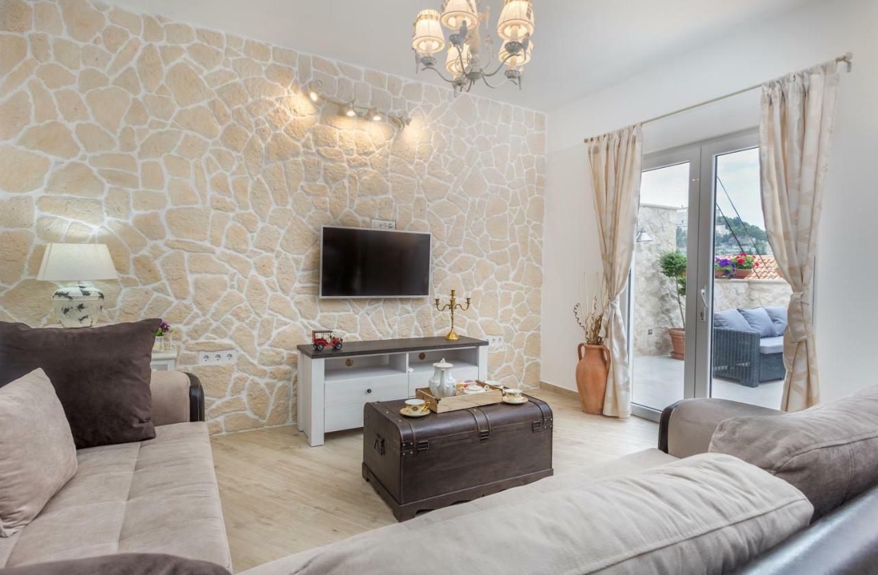 Villa Capitis In The Center Hvar Town Luaran gambar