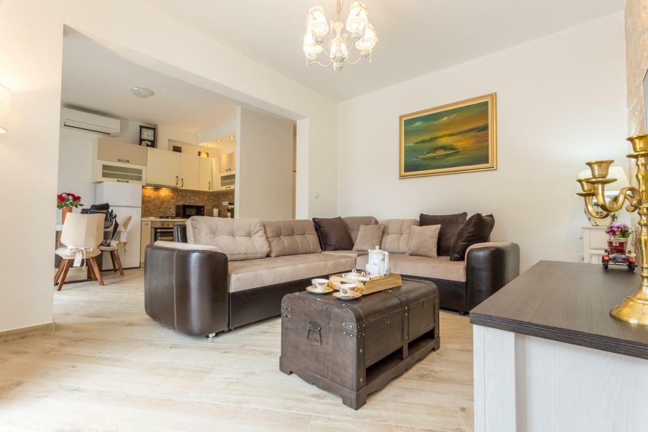 Villa Capitis In The Center Hvar Town Luaran gambar